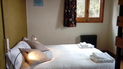 Family Room with Shared Bathroom (4 Adults)