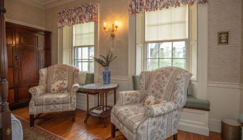 Premium Queen Room - Clark