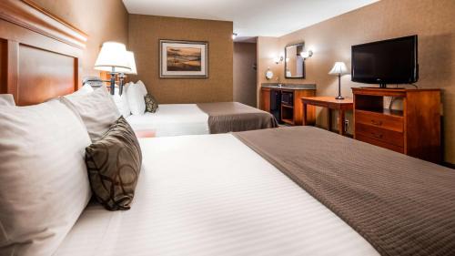 Executive Queen Room with Two Queen Beds - Non-smoking