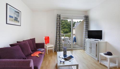 Studio (2 Adults)