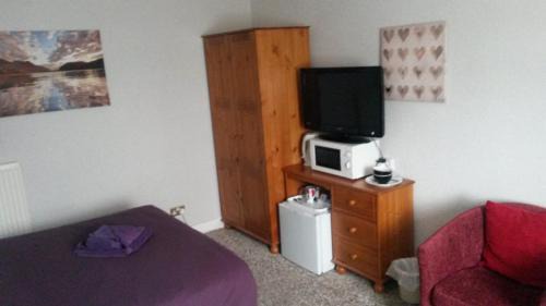 Double Room with Shared Bathroom