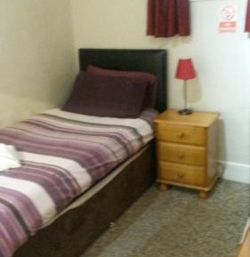 Single Room with Shared Bathroom