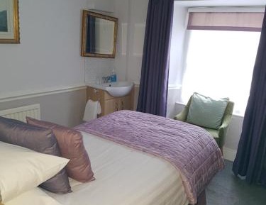 Single Room with Private External Bathroom