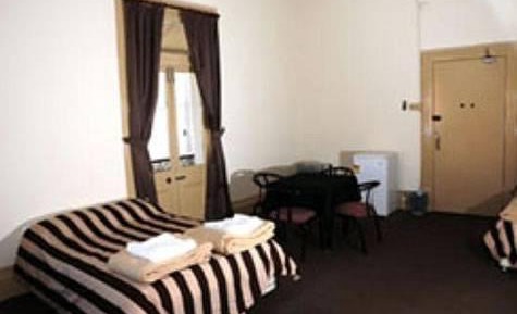 6-Bed Mixed Dormitory Room