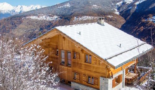 Superior Chalet