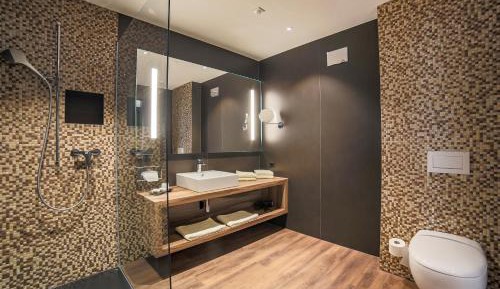 Double or Twin Room with Balcony