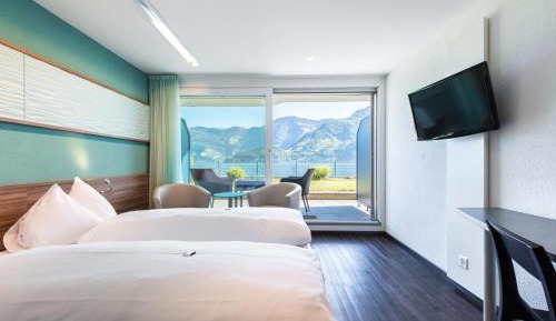 Double Room with Lake View and Garden