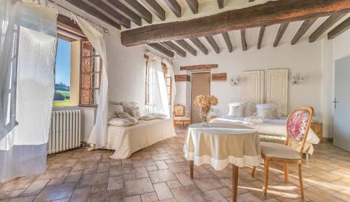 Suite with Garden View