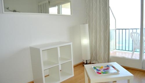 Studio Apartment with Sea View