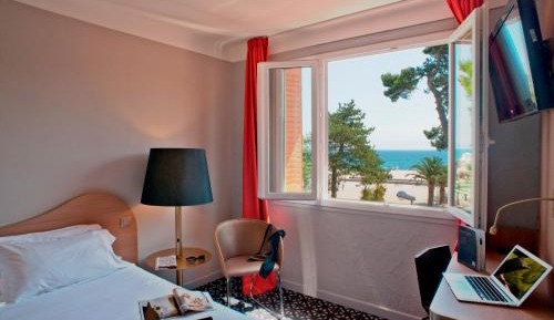 Family Room with Sea View (2 Adults + 2 Children)