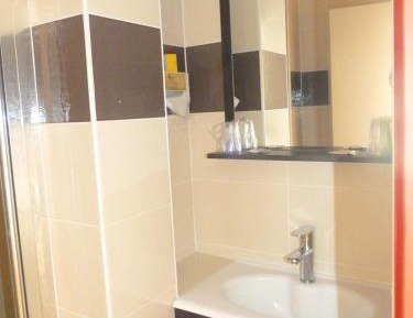 Double/Twin Room with Shower