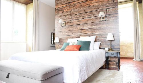 Family Room with Garden View