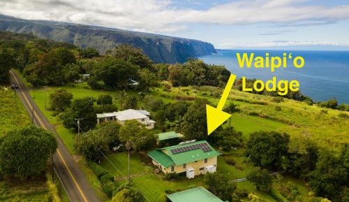 Standard Double Room with Shared Bathroom