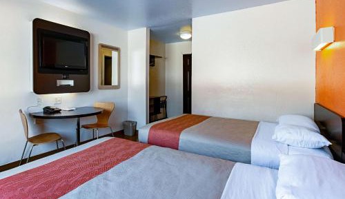 Quadruple Room - Non-Smoking