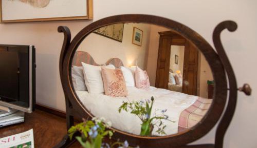 Double or Twin Room with Private External Bathroom