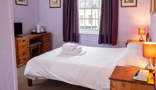 Single Room with Private Bathroom