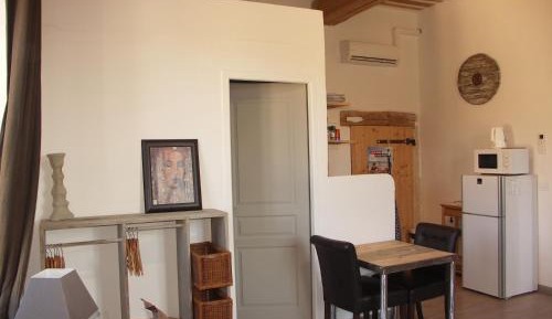 Studio with Garden View