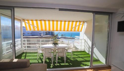 Superior Three-Bedroom Duplex Apartment with Sea View