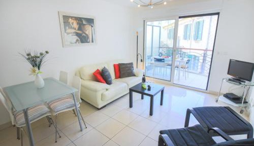 Apartment with Terrace