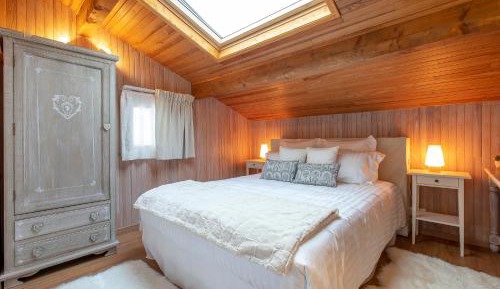 Deluxe Double Room with Bath