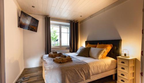 Suite with Spa Access