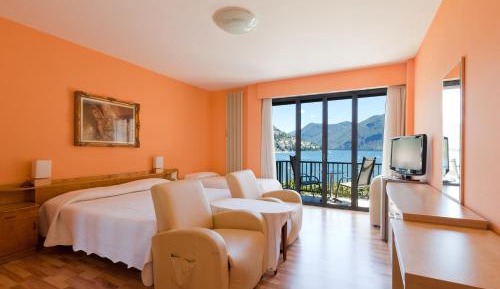 Standard Triple Room with Lake View and Balcony