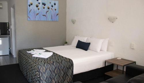 Executive Queen Room