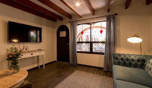 Single Level Queen with Spa 