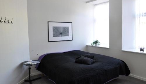 Twin Room with Shared Bathroom