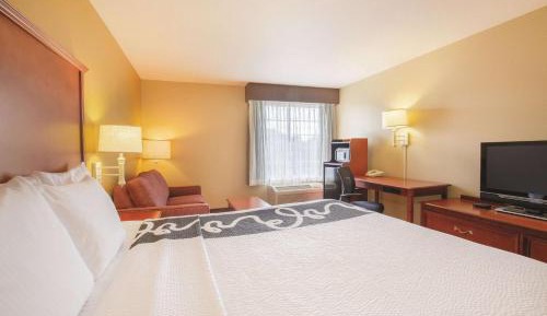 King Room with Sofa Bed