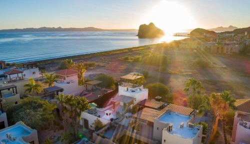 Family Room with Sea View