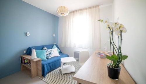 Studio Apartment