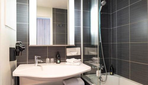 Superior Large Studio (2 Adults)