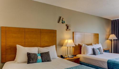 Queen Room with Two Queen Beds "Near Ocean"