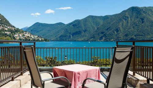 Superior Triple Room with Terrace and Lake View