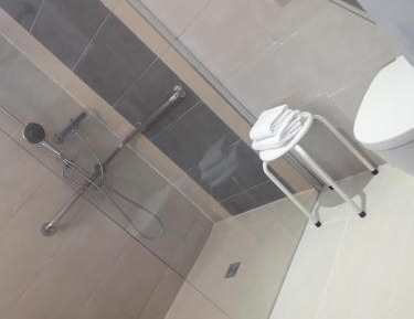 Double room with italian shower - with Air Conditioning