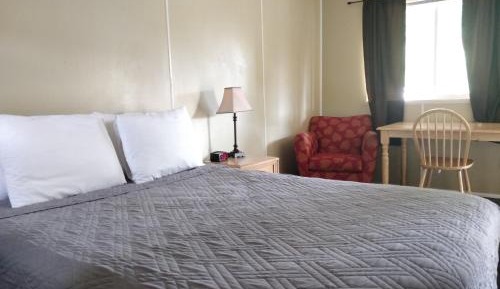 Single Room with Mountain View
