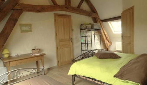 Triple Room with Private Bathroom