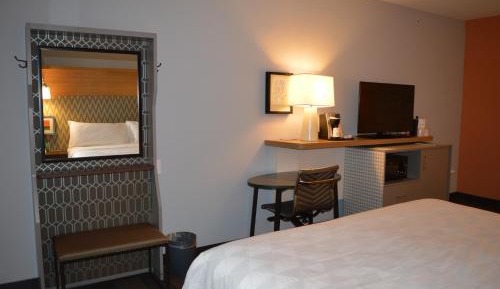 Premium King Room - Communication Accessible