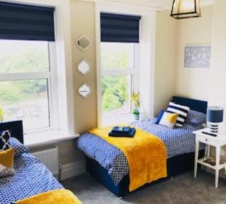 Standard Twin Room with Shared Bathroom