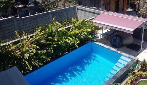 Queen Room with Pool View