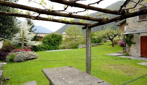 Double Room with Terrace and Shared Bathroom