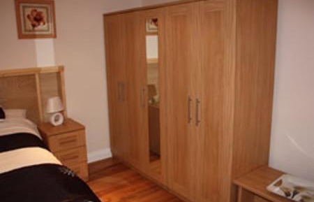 Family Room (2 Adults + 1 Child)