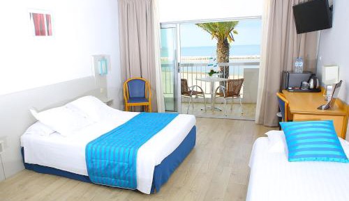 Quadruple Room with Sea View