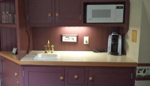 King Suite - 2nd Floor