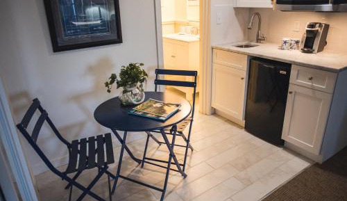 King Suite with Kitchenette