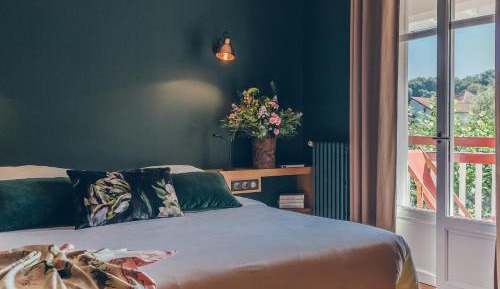 Deluxe Double or Twin Room with River View