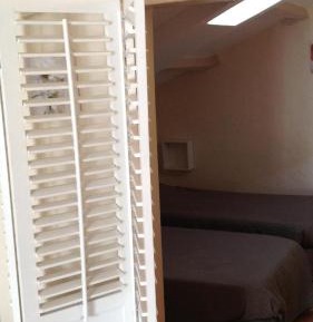 Family Room (2 Adults + 2 Children)