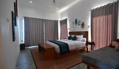 King Room with Garden View