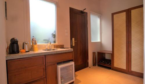 Superior One-Bedroom Jungle View Villa with Plunge Pool 